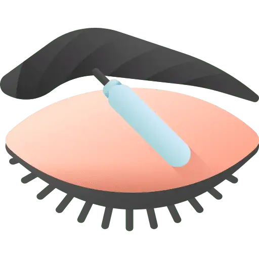 Applicazione mascara su ciglia e sopracciglia.